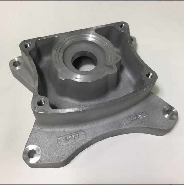 Offenhauser 5826 1965-1970 Ford 289-302 6 Bolt Bell Housing