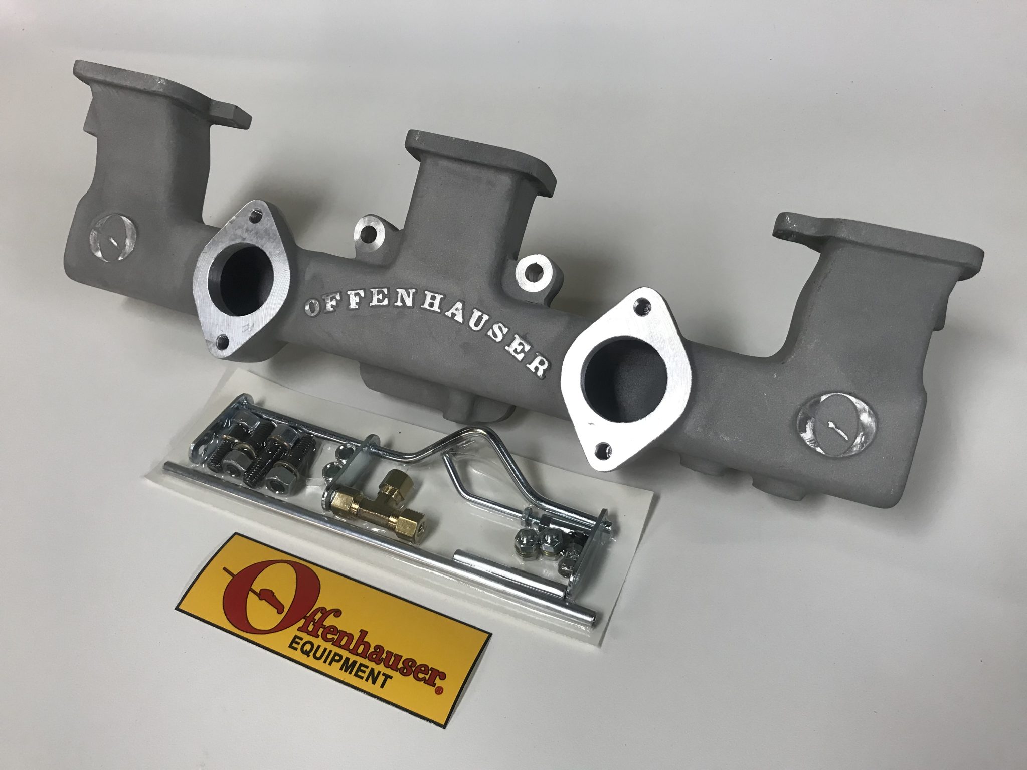 Offenhauser 5415 Pontiac/Chevrolet Dual Carburetor Manifold (With Kit